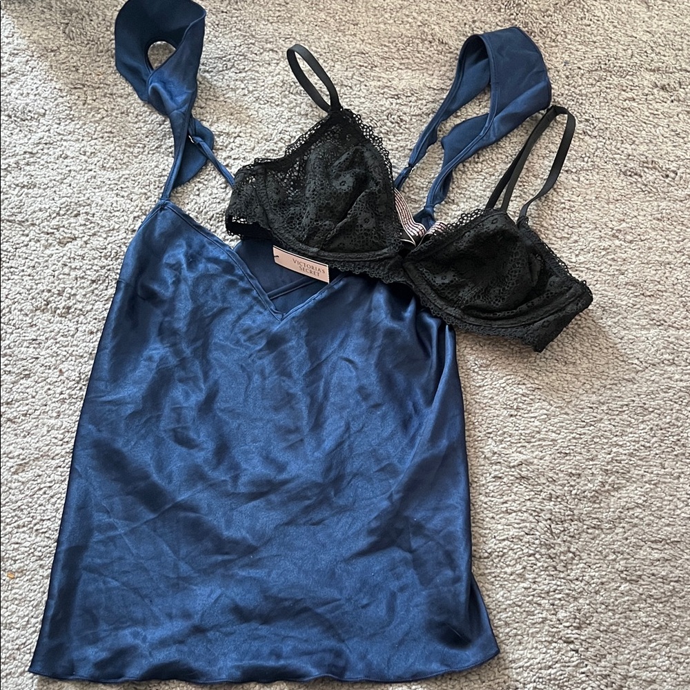 Victoria’s Secret set - Size S - Elegant Blue cami and Black lace bra